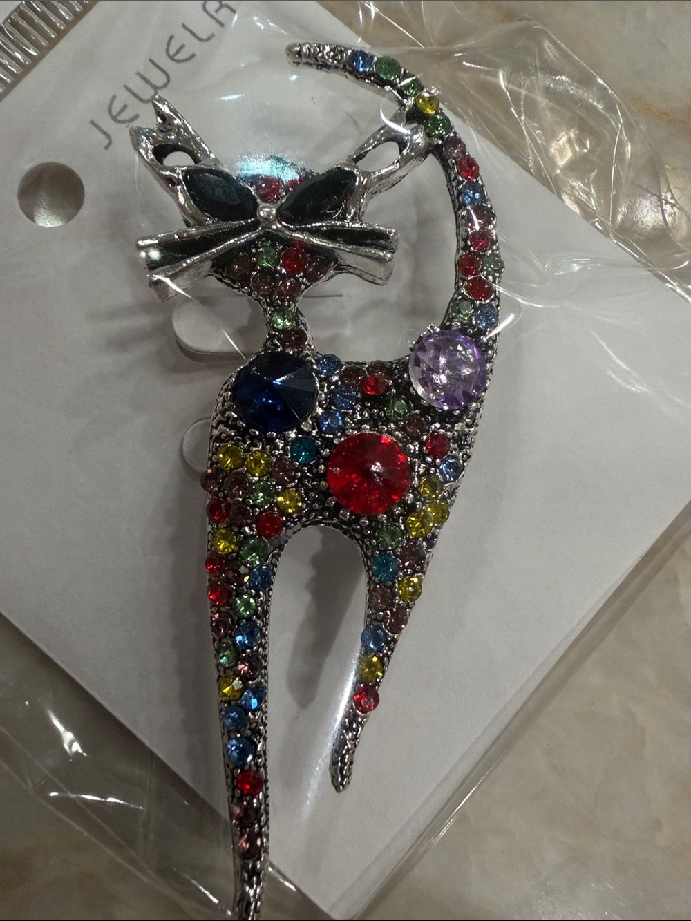Multicolor Crystal Cat Brooch - Elegant Women's Jewelry